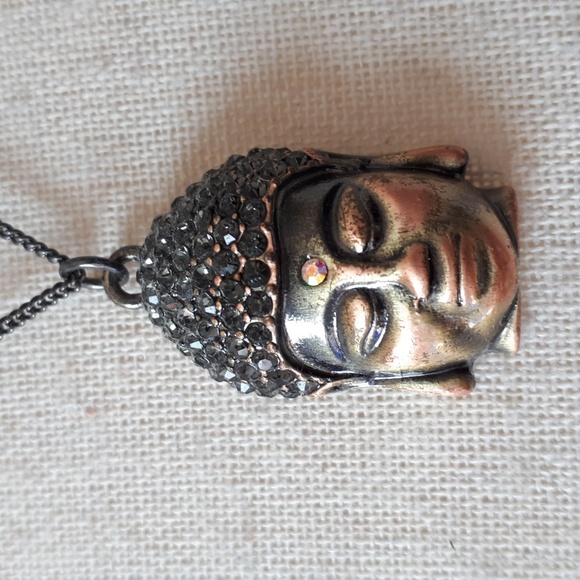 Buddha crystal necklace - Picture 2 of 3